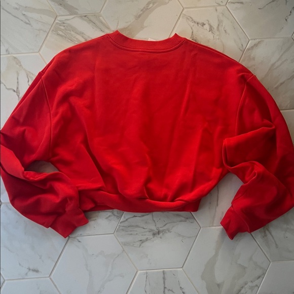 NWOT Cropped Alo Accolade Sweatshirt - Picture 3 of 3